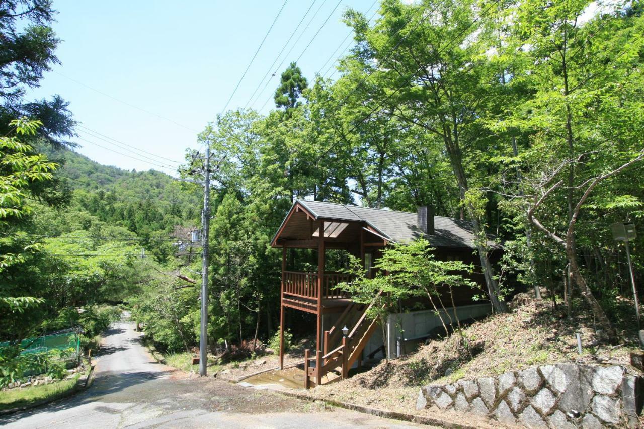 るり渓フォレストコテージ Nantan city Exterior foto